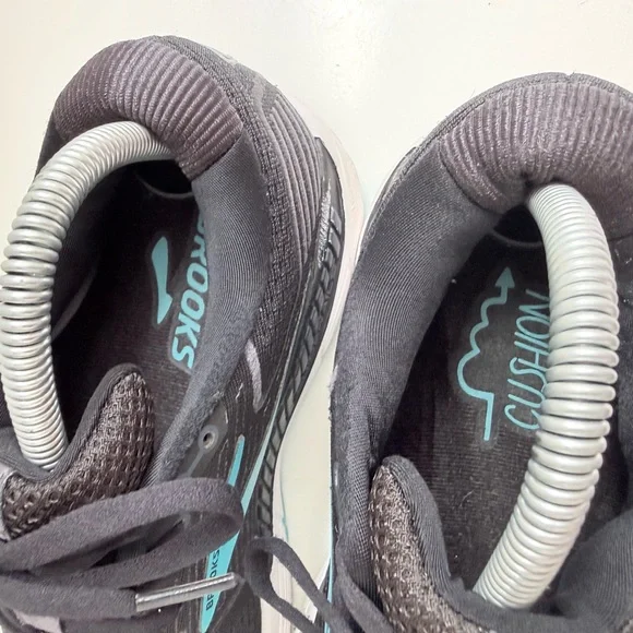 Brooks Ariel 20 women’s Black and Teal Athletic Shoes - Picture 4 of 7